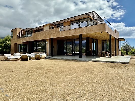 WESTSIDE LOCATIONS 226