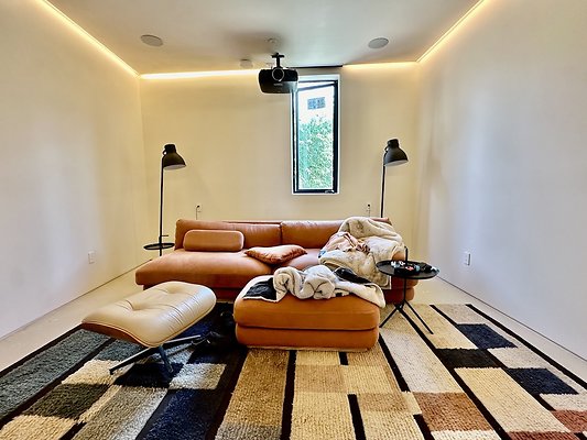 WESTSIDE LOCATIONS 185