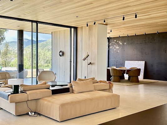 WESTSIDE LOCATIONS 164