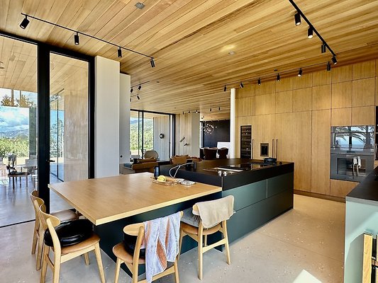 WESTSIDE LOCATIONS 160