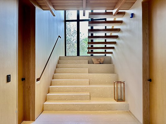 WESTSIDE LOCATIONS 189