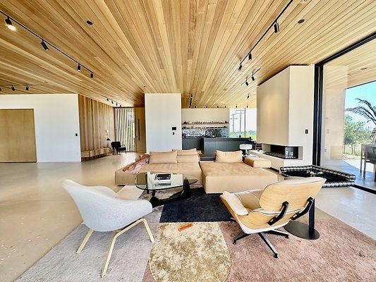 WESTSIDE LOCATIONS 145