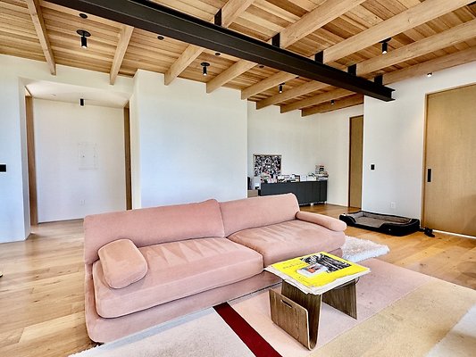 WESTSIDE LOCATIONS 198