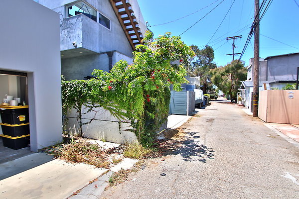 WESTSIDE LOCATIONS  107
