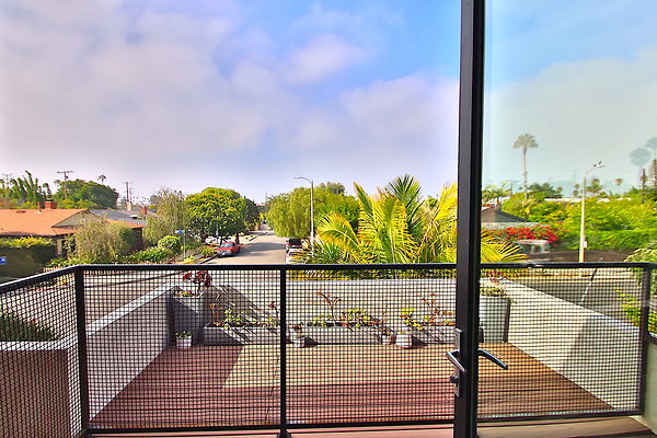 WESTSIDE LOCATIONS  59