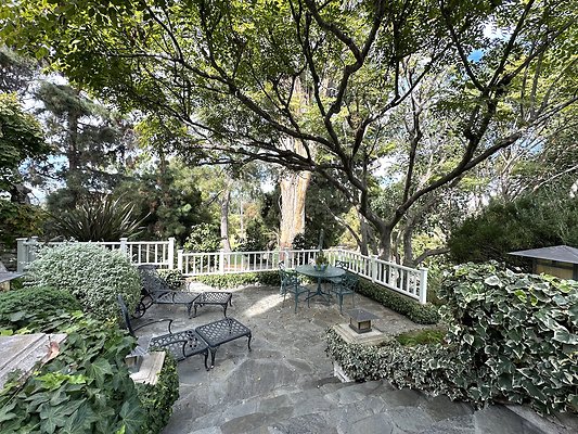 WESTSIDE LOCATIONS  53