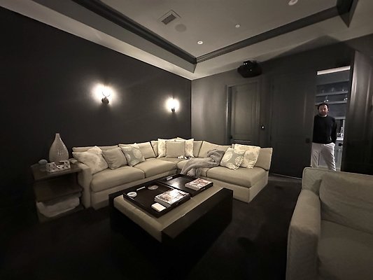 WESTSIDE LOCATIONS  117