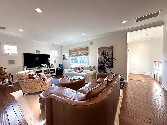 WESTSIDE LOCATIONS  65