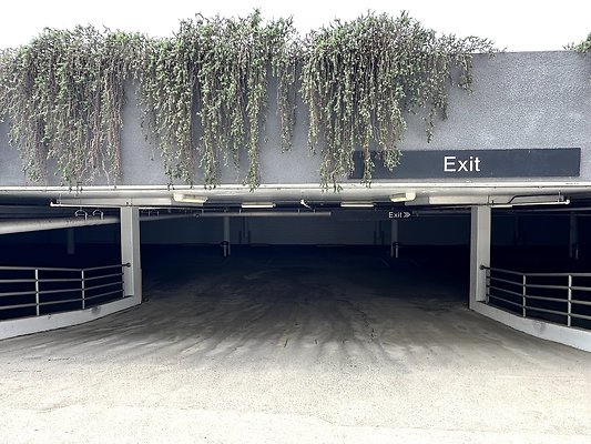 WESTSIDE LOCATIONS  404