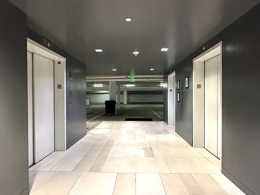 WESTSIDE LOCATIONS  386