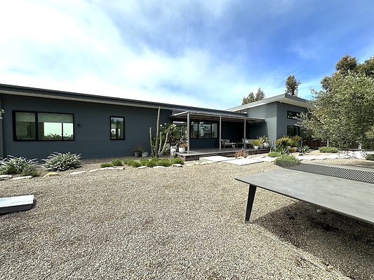 WESTSIDE LOCATIONS  352