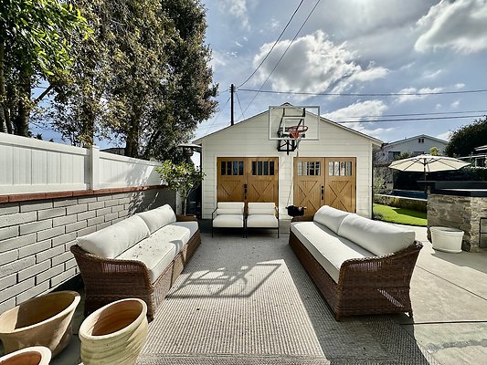 WESTSIDE LOCATIONS 181