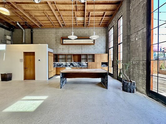 WESTSIDE LOCATIONS 121