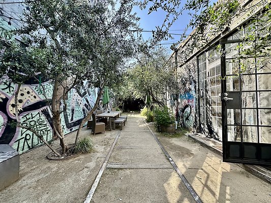 WESTSIDE LOCATIONS 28