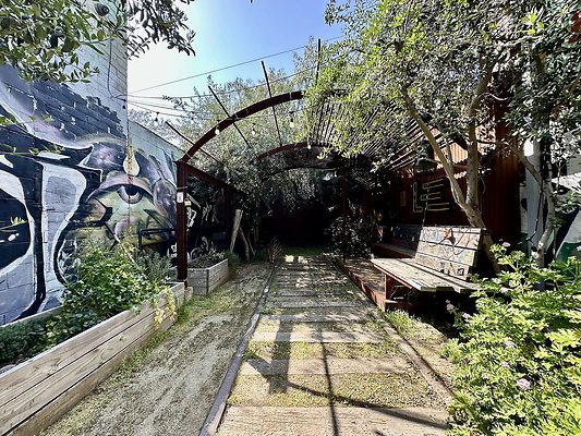 WESTSIDE LOCATIONS 29