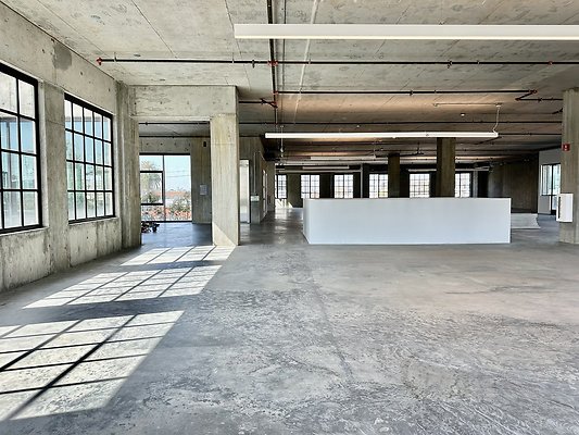 WESTSIDE LOCATIONS 152