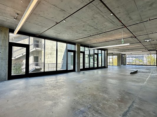 WESTSIDE LOCATIONS 140
