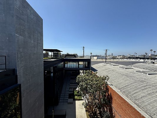 WESTSIDE LOCATIONS 335