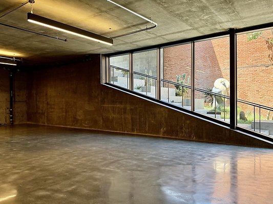 WESTSIDE LOCATIONS 306