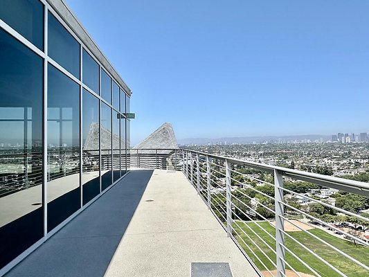 WESTSIDE LOCATIONS 381