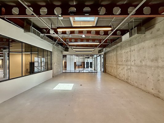 WESTSIDE LOCATIONS 132