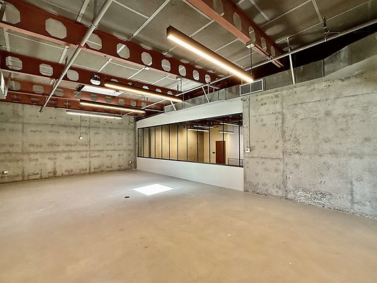 WESTSIDE LOCATIONS 128