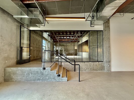 WESTSIDE LOCATIONS 127