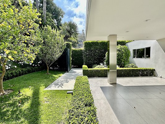 WESTSIDE LOCATIONS 11
