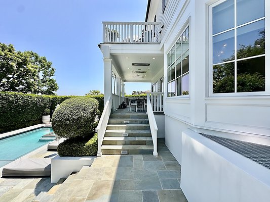 WESTSIDE LOCATIONS 272