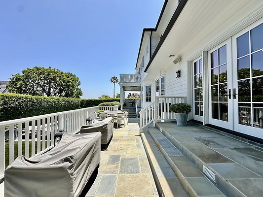 WESTSIDE LOCATIONS 270