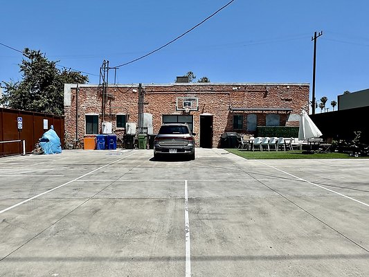 WESTSIDE LOCATIONS 32