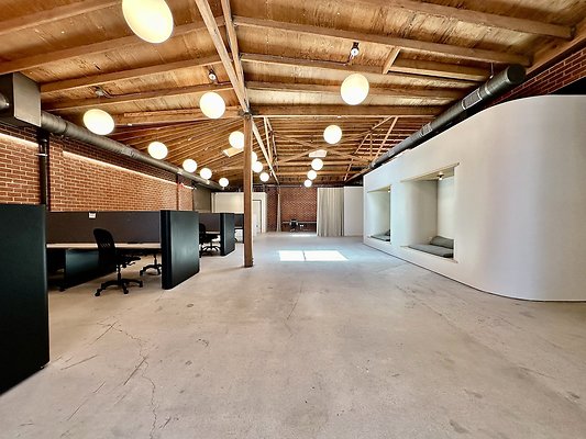 WESTSIDE LOCATIONS 62