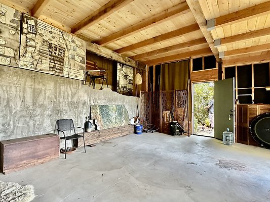 WESTSIDE LOCATIONS 158