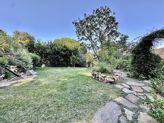 WESTSIDE LOCATIONS 172