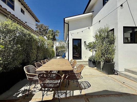 WESTSIDE LOCATIONS 176