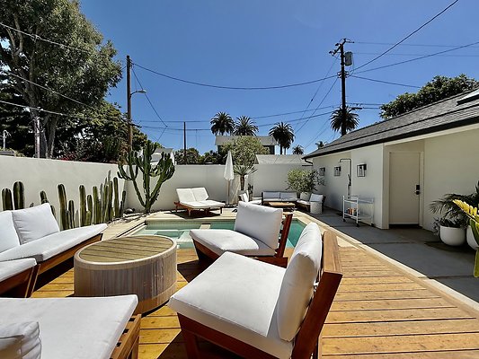 WESTSIDE LOCATIONS 186