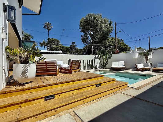 WESTSIDE LOCATIONS 185