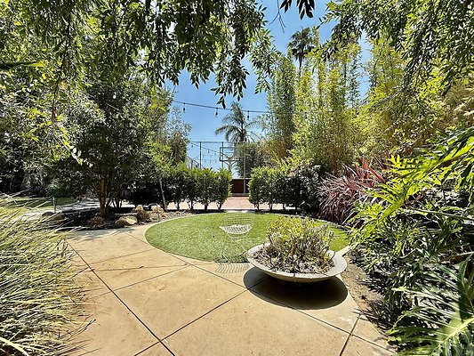 WESTSIDE LOCATIONS 203