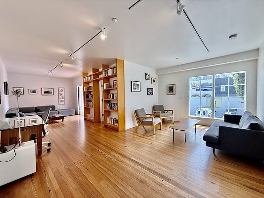 WESTSIDE LOCATIONS 165