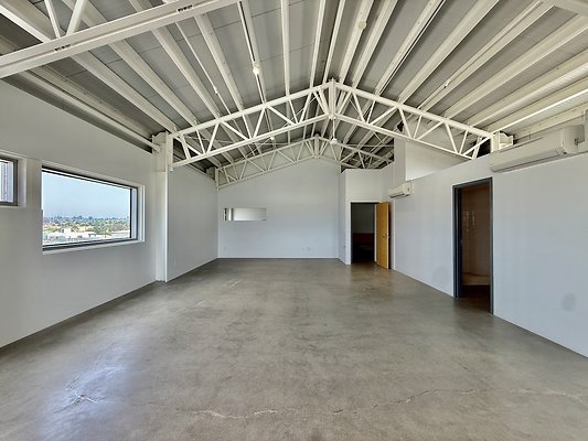 WESTSIDE LOCATIONS 137