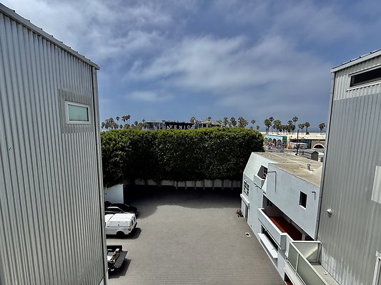 WESTSIDE LOCATIONS 128