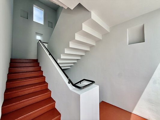 WESTSIDE LOCATIONS 169