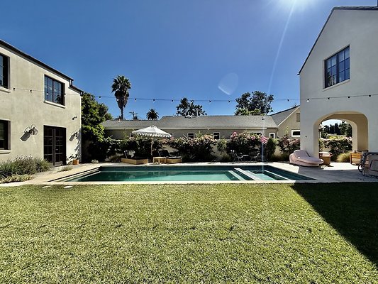 WESTSIDE LOCATIONS 100