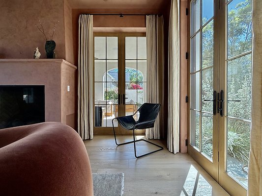 WESTSIDE LOCATIONS 23