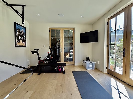 WESTSIDE LOCATIONS 113