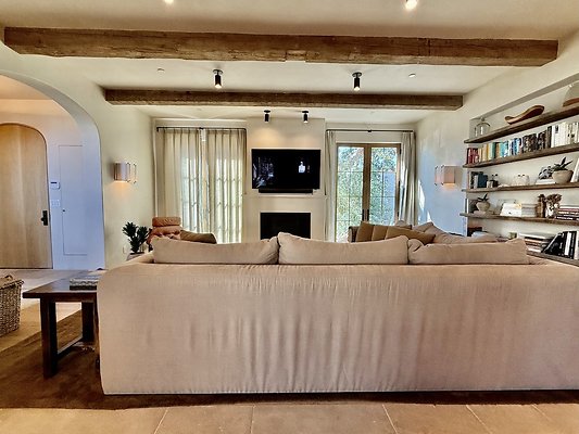 WESTSIDE LOCATIONS 27