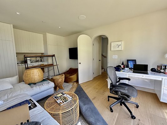 WESTSIDE LOCATIONS 111