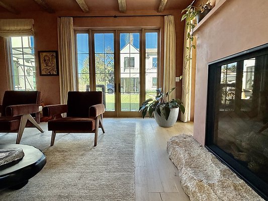 WESTSIDE LOCATIONS 21