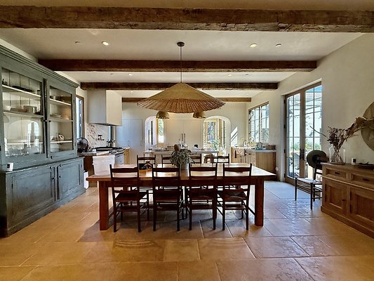 WESTSIDE LOCATIONS 33