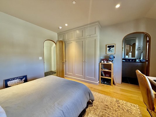 WESTSIDE LOCATIONS 87